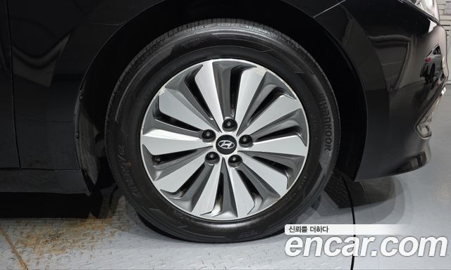 Hyundai Grandeur 2017 — photo 7