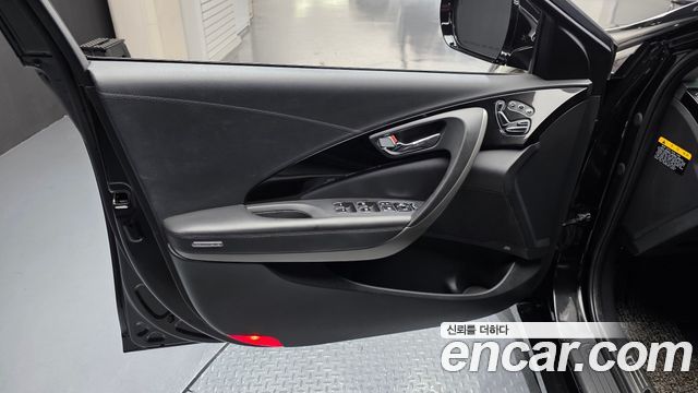Hyundai Grandeur 2017 — photo 14