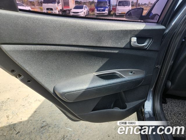 Kia K5 2019 — photo 21