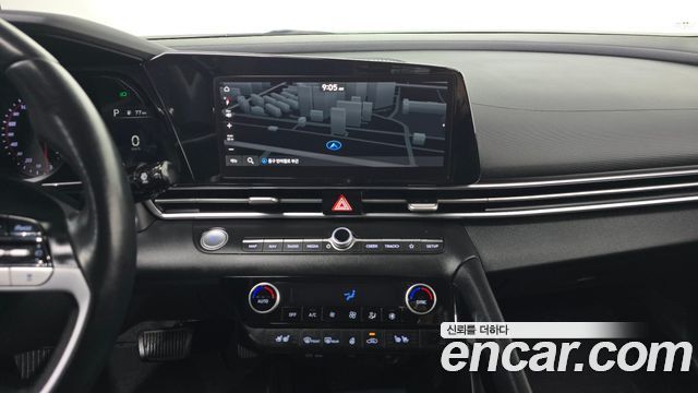Hyundai AVANTE 2023 — photo 19