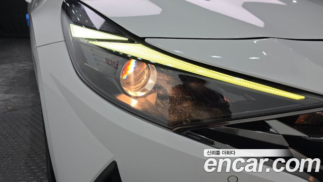 Hyundai AVANTE 2023 — photo 8
