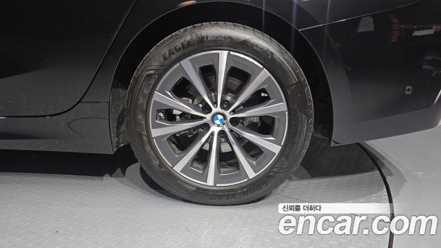 BMW 3-Series 2024 — photo 7