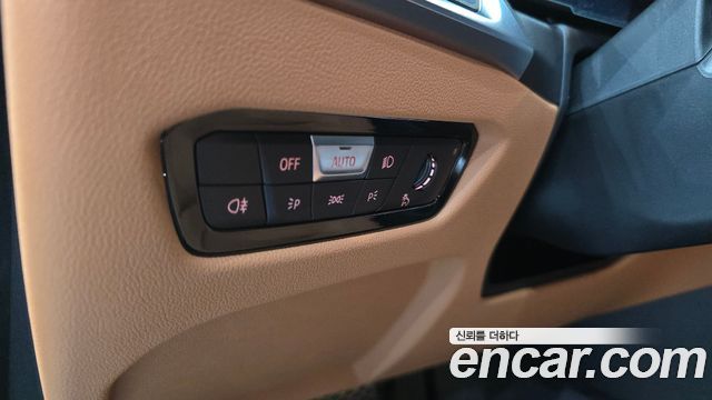 BMW 3-Series 2024 — photo 28