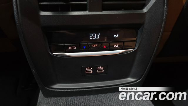 BMW 3-Series 2024 — photo 34