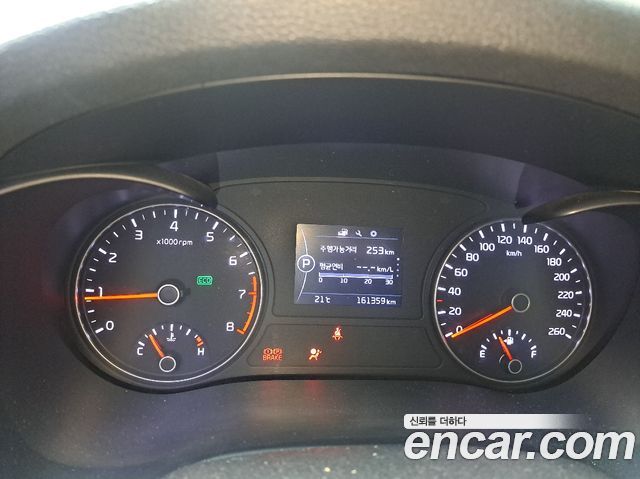 Kia K5 2018 — photo 8