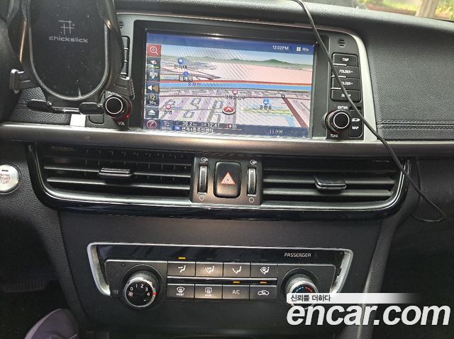 Kia K5 2018 — photo 21