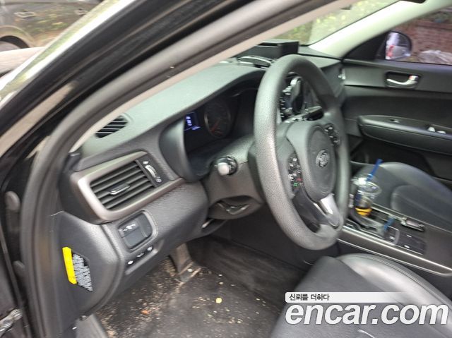 Kia K5 2018 — photo 14