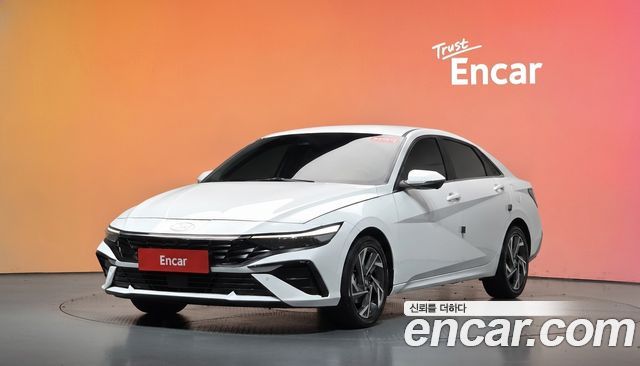 Hyundai AVANTE 2024 — photo 1