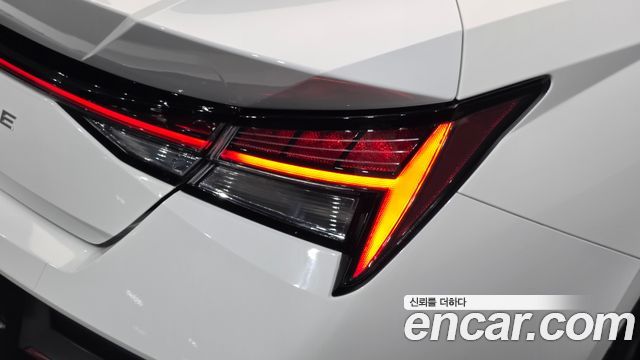 Hyundai AVANTE 2024 — photo 9