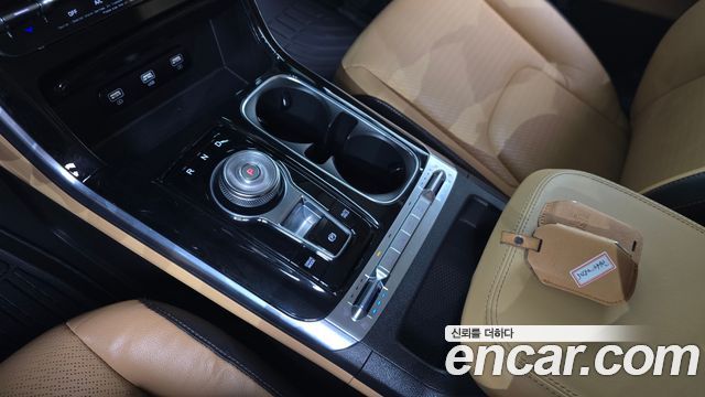Kia Canival 2021 — photo 12