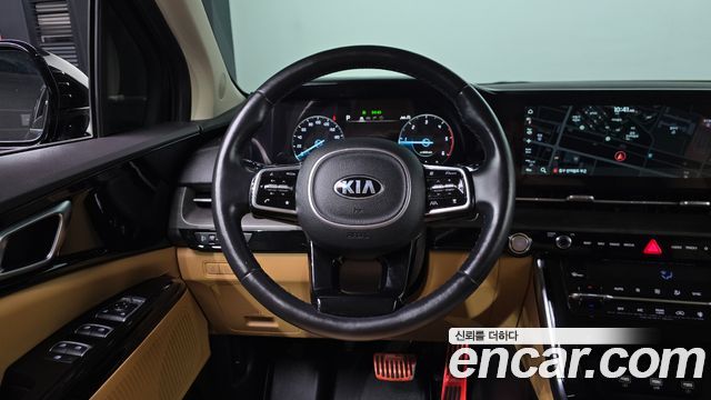 Kia Canival 2021 — photo 18