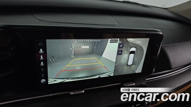 Kia Canival 2021 — photo 20