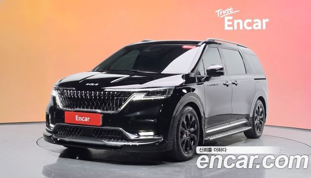 Kia Canival 2021 — photo 1