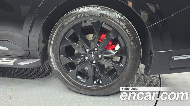 Kia Canival 2021 — photo 7