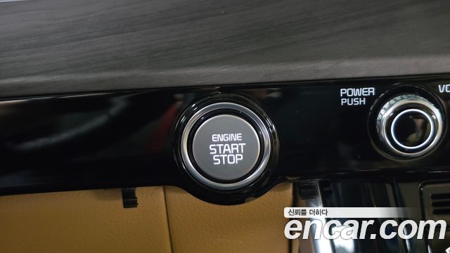 Kia Canival 2023 — photo 26