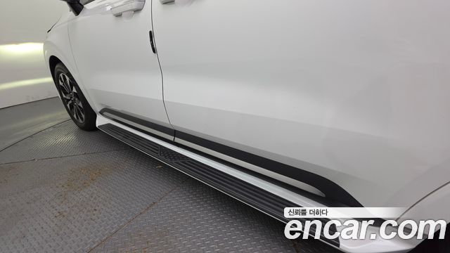Kia Canival 2023 — photo 30