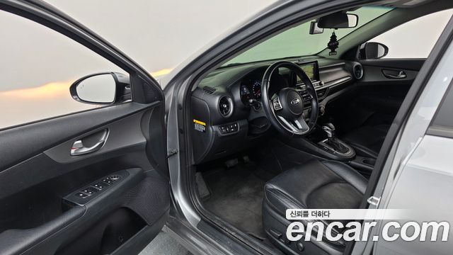 Kia K3 2021 — photo 10