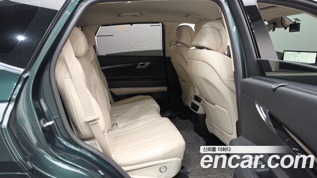 Genesis GV80 2022 — photo 17