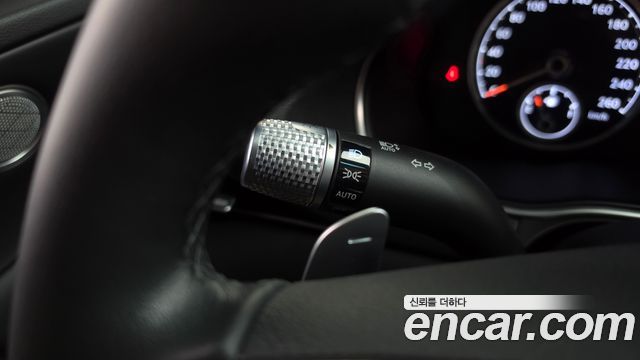 Genesis GV80 2022 — photo 28