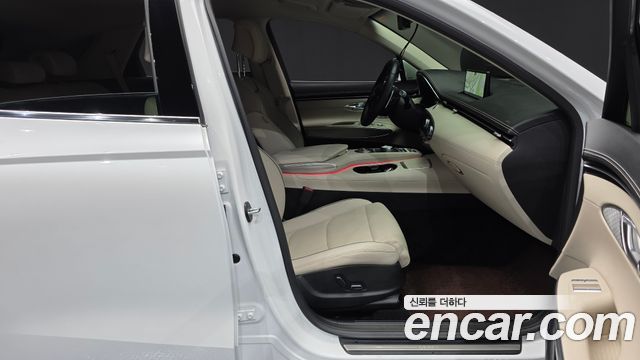 Genesis GV70 2024 — photo 16