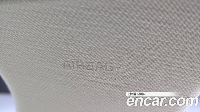 Genesis GV70 2024 — photo 29