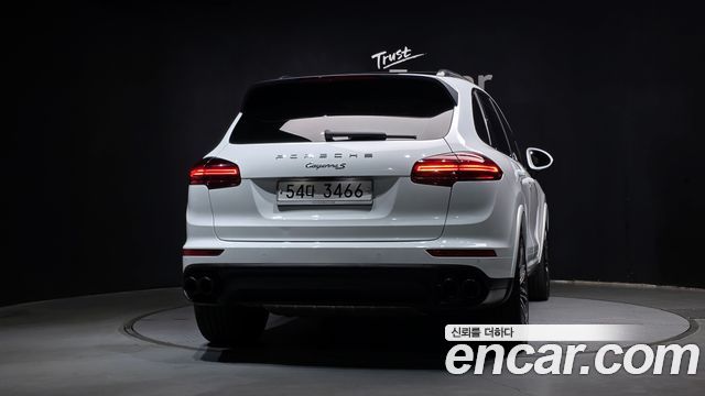 Porsche Cayenne 2017 — photo 4