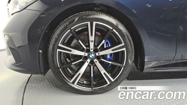 BMW 5-Series 2026 — photo 5