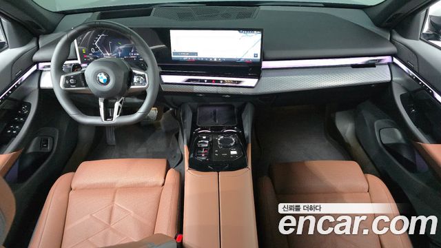BMW 5-Series 2026 — photo 10