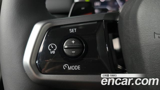 BMW 5-Series 2026 — photo 29