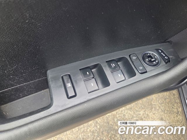 Hyundai Sonata 2015 — photo 16