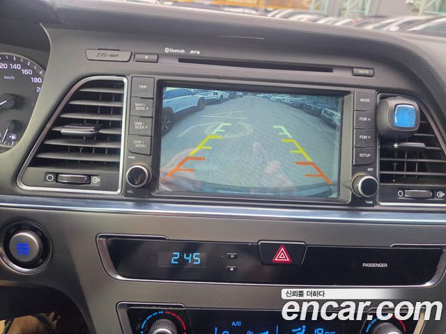 Hyundai Sonata 2015 — photo 19
