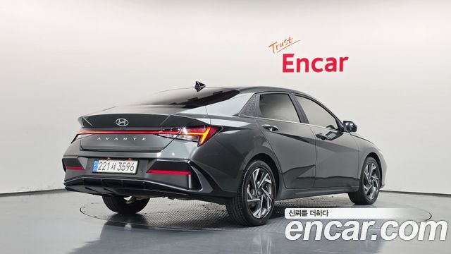 Hyundai AVANTE 2024 — photo 2