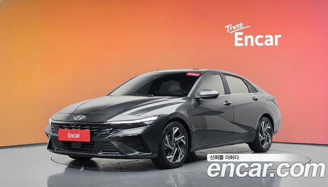 Hyundai AVANTE 2024 — photo 1