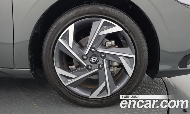 Hyundai AVANTE 2024 — photo 7