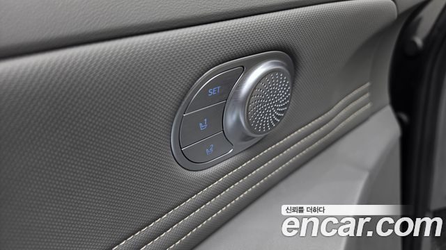 Hyundai AVANTE 2024 — photo 30