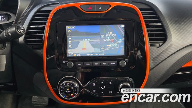Renault Korea QM3 2015 — photo 20