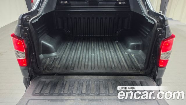KG Mobility Rexton 2019 — photo 20