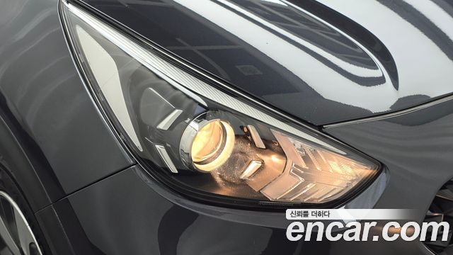 Kia Niro 2020 — photo 8