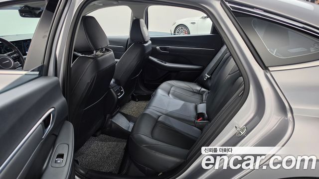 Hyundai Sonata 2025 — photo 17