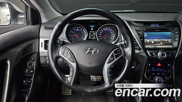 Hyundai AVANTE 2016 — photo 20