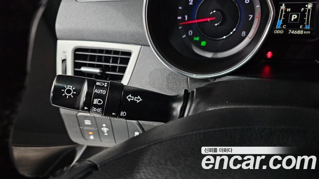 Hyundai AVANTE 2016 — photo 30