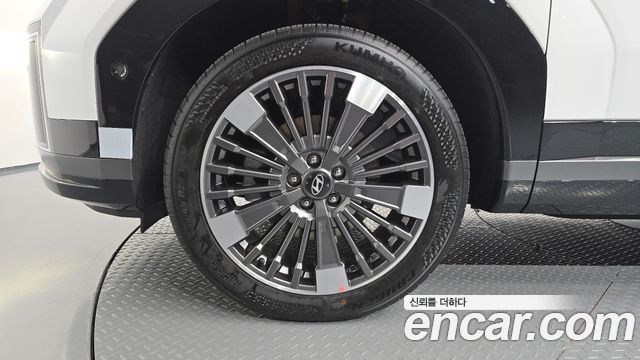Hyundai Santafe 2025 — photo 5