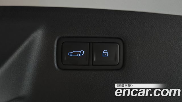 Hyundai Santafe 2025 — photo 26