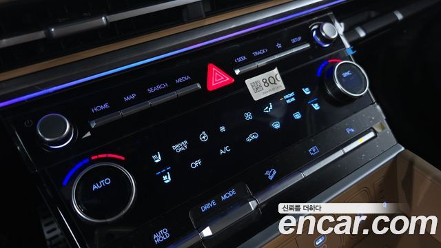Hyundai Santafe 2025 — photo 28