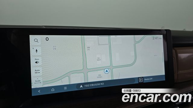Hyundai Santafe 2025 — photo 30