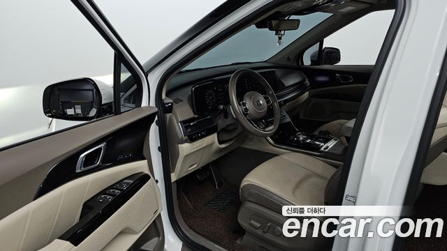 Kia Canival 2021 — photo 13