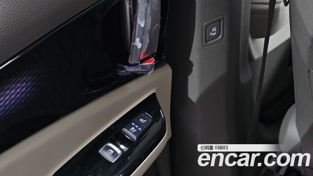 Kia Canival 2021 — photo 26