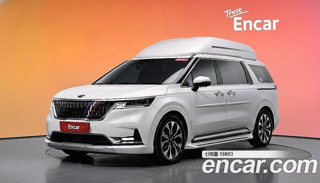 Kia Canival 2021 — photo 1