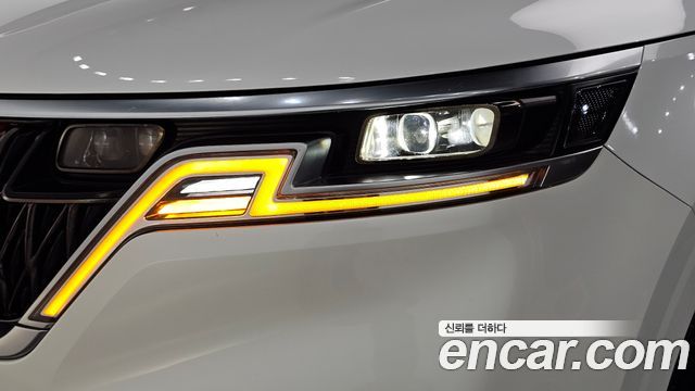 Kia Canival 2021 — photo 8