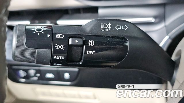 Kia Canival 2021 — photo 30